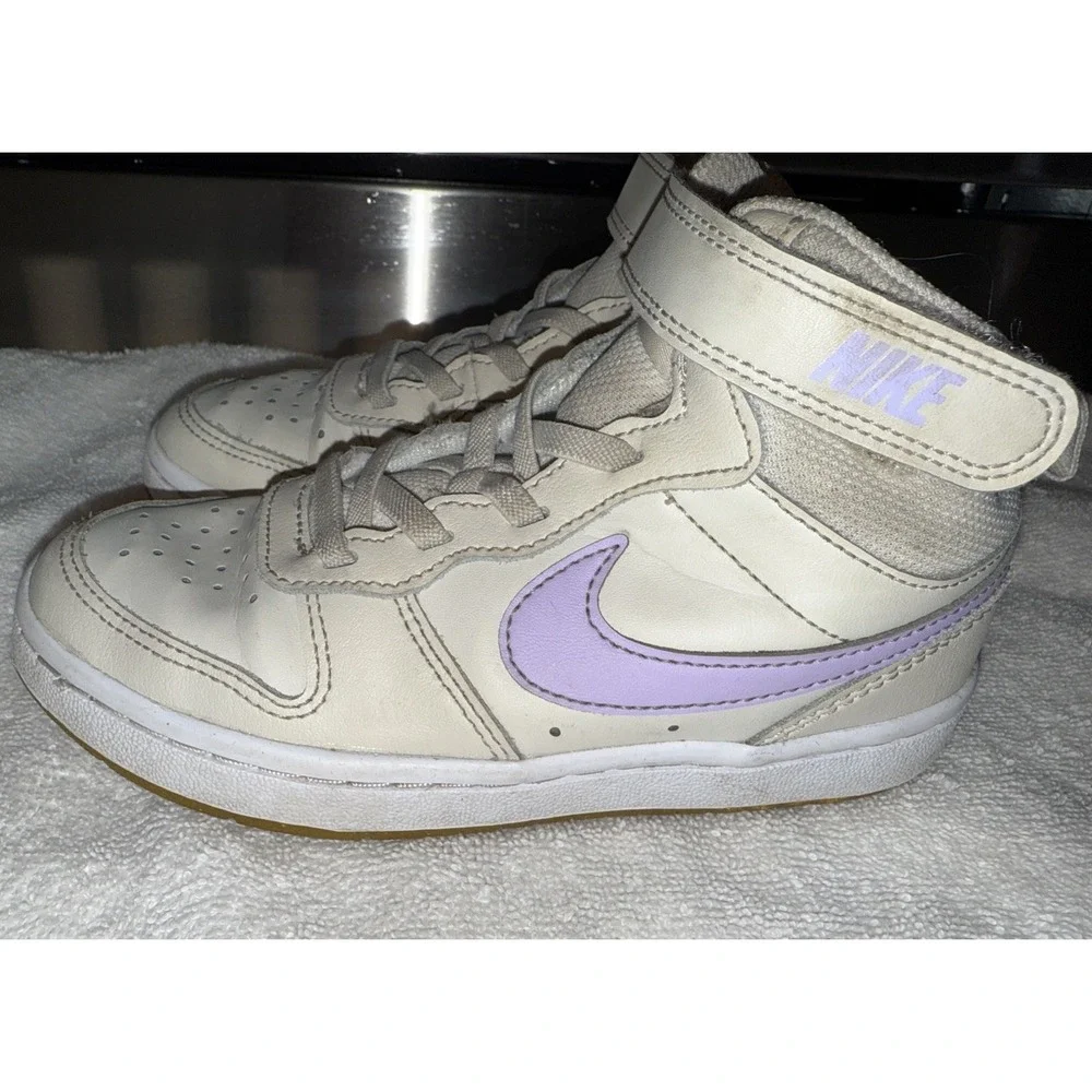 Nike Court Borough Kids Size 12C Mid 2 Lilac Sneakers‎
